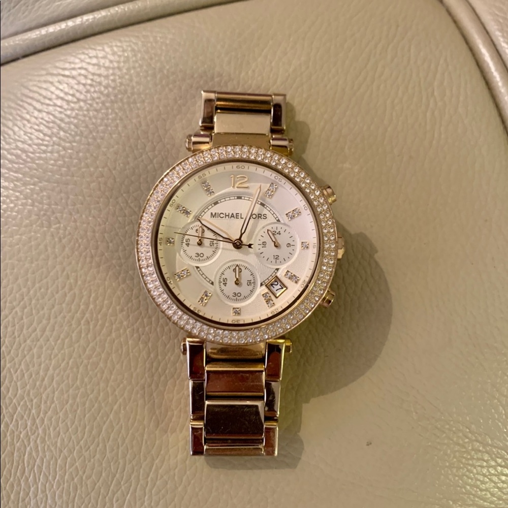 Michael Kors gold watch in excellent condition.